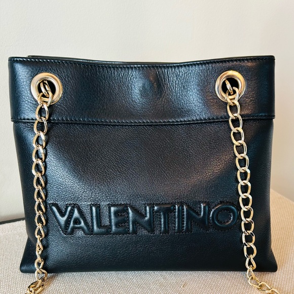 Valentino Rita VA2805 Black Leather Shoulder Bag with Gold Chain - Picture 1 of 13